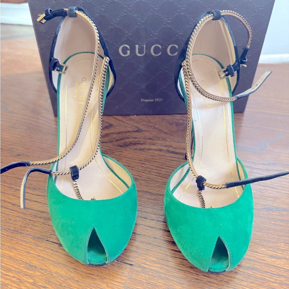 Gucci heels garden green